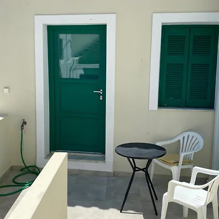 בית נופש Charming House Khónias