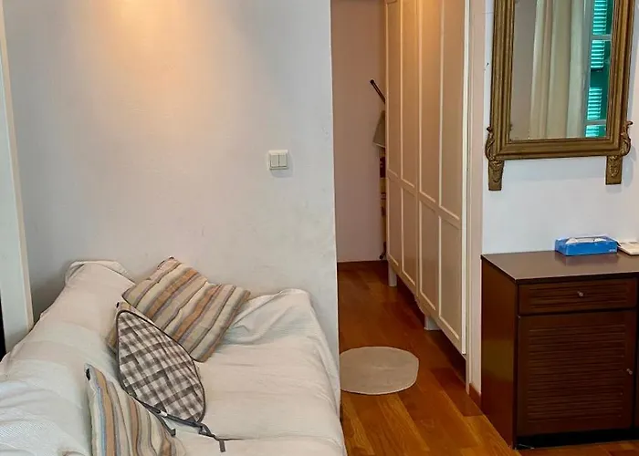 Charming House Khónias